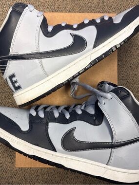 Nike SB Dunk High Georgetown Hoyas — Light Grey & Black